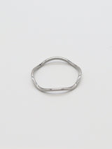 Slim Nuance Curve Ring